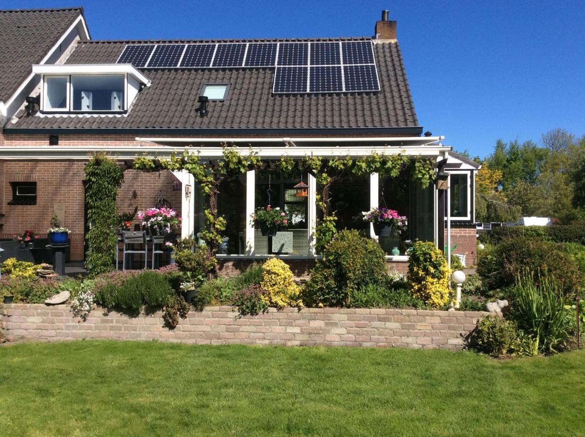 Bed and Breakfast De Bloemenhof Ouddorp Exterior foto